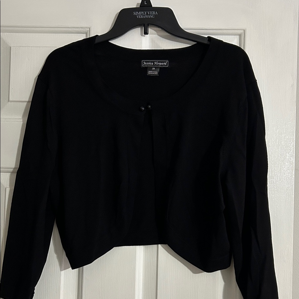 Jessica Howard Elegant Black swather/jacket.